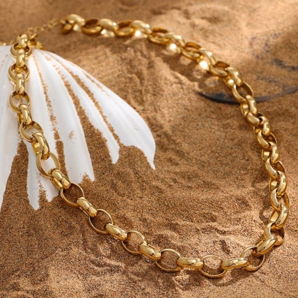 18K Gold Plated Oval Link Chain Necklace
